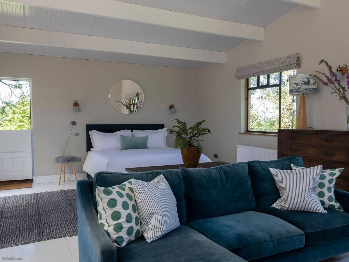 Horseshoe Barn Axminster Luaran gambar